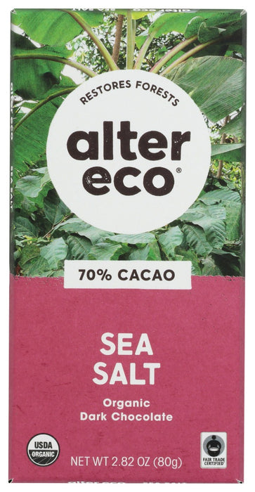 Our smooth, Swiss-crafted dark chocolate meets its match with a generous stirring of fleur de sel de Gurande, the world's most coveted sea salt. Hand harvested from Brittany's ancient salt villages, this culinary treasure adds a subtle, mouth-watering crunch to the depth and maltiness of Ecuadorian cacao. Every bite is the perfect balance of salty and darkly sweet, confirming there's nothing better than when the two come together.